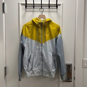 Nike men’s full zip windbreaker Small